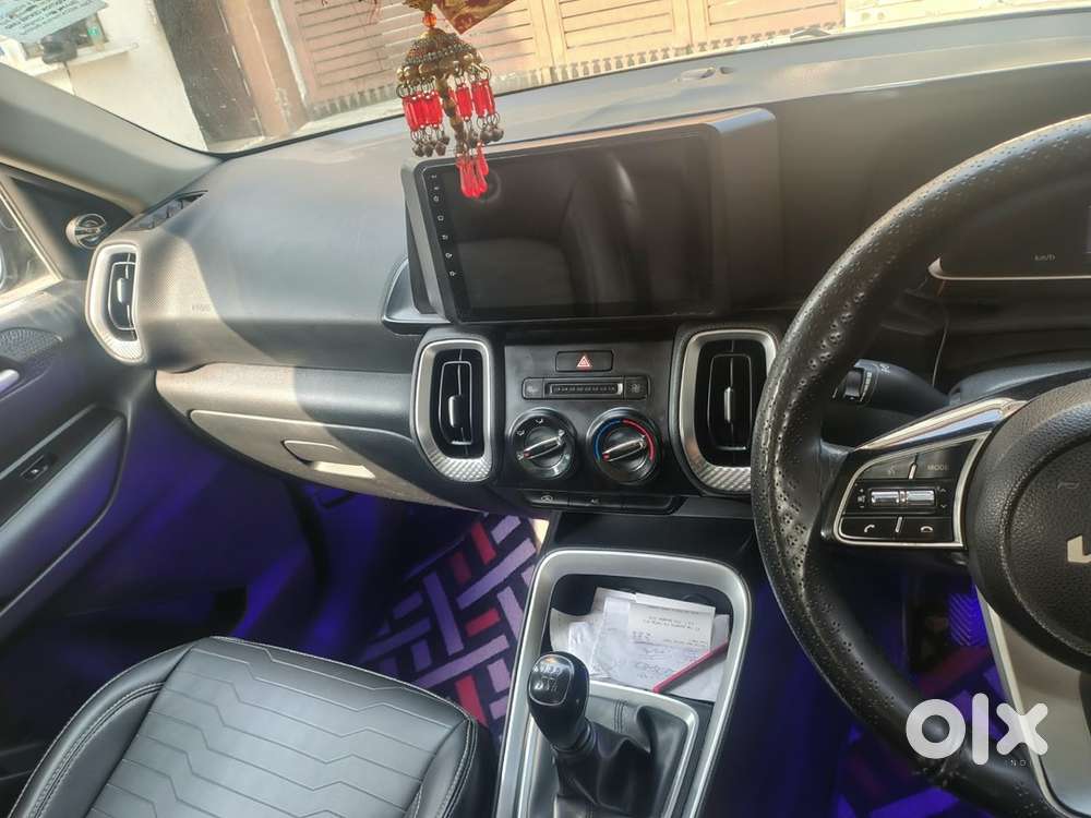 Kia Sonet Petrol 2021