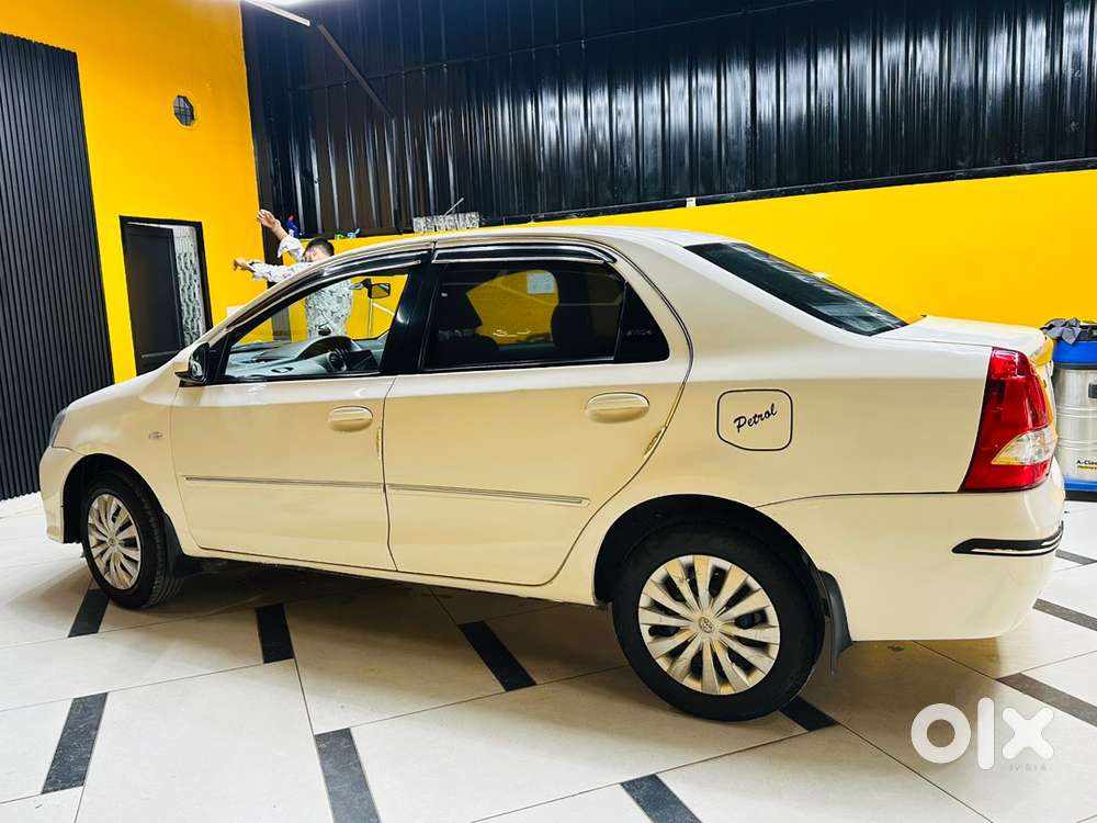 Toyota Etios 2013 Variant