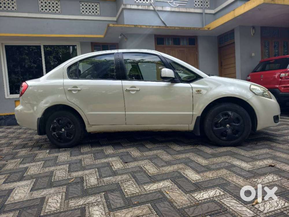 Maruti Suzuki Sx4 Vxi Bsiv, 2009, Petrol