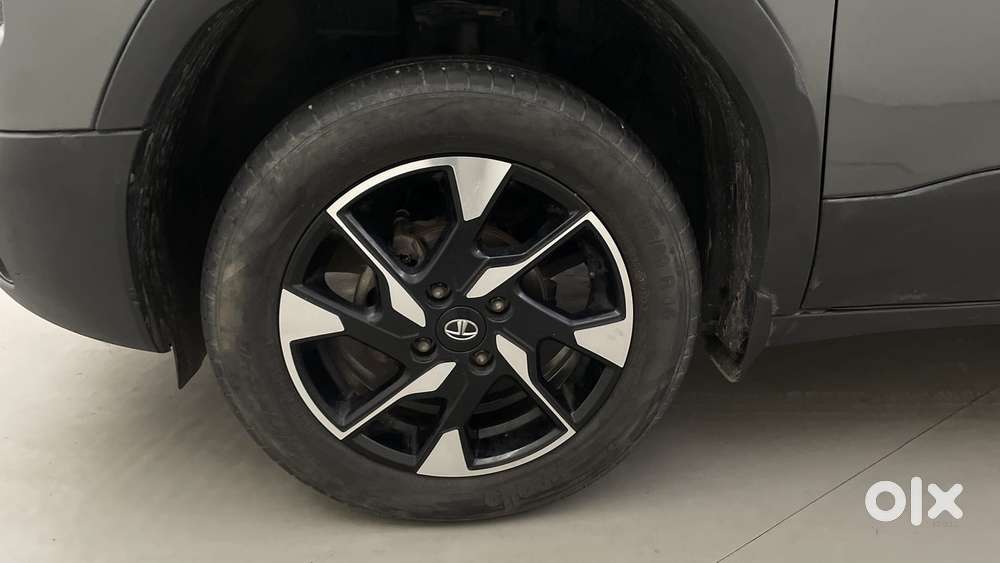 Tata Punch 1.2 Revotron Creative Dual Tone, 2022, Petrol