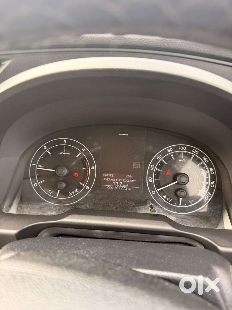 Toyota Innova Crysta 2.4 G Mt, 2017, Diesel