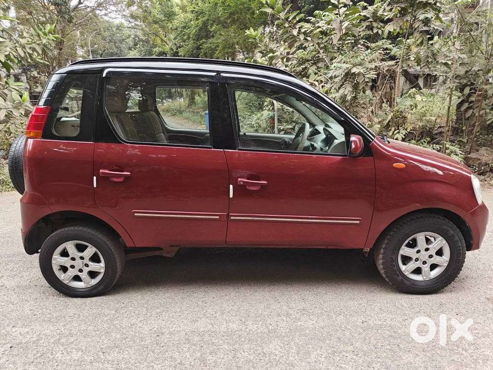 Mahindra Quanto C8, 2012