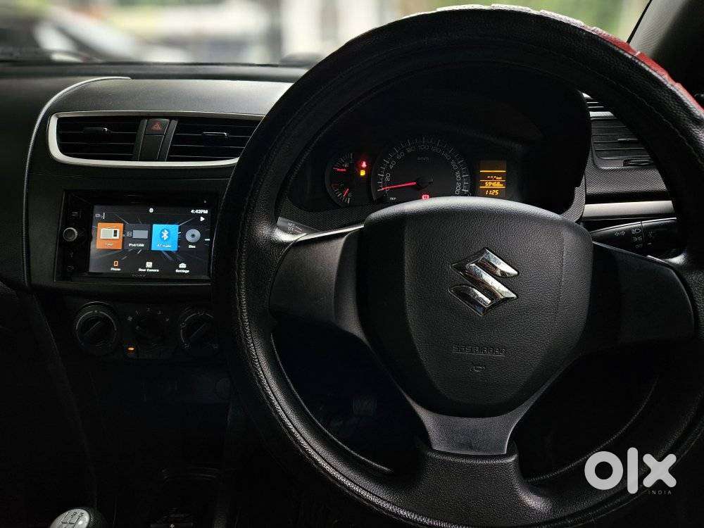 Maruti Suzuki Swift Lxi Optional-o, 2017, Petrol