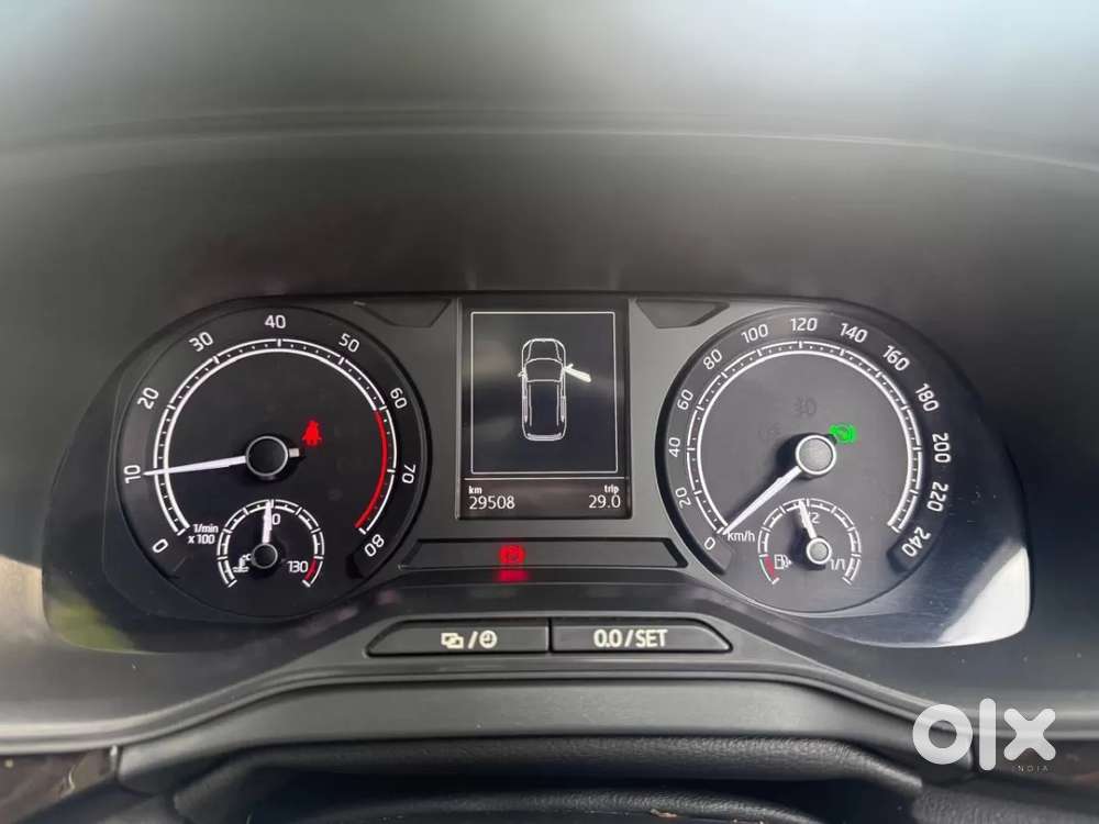 Skoda Kushaq Style 1.0l Tsi At, 2022, Petrol