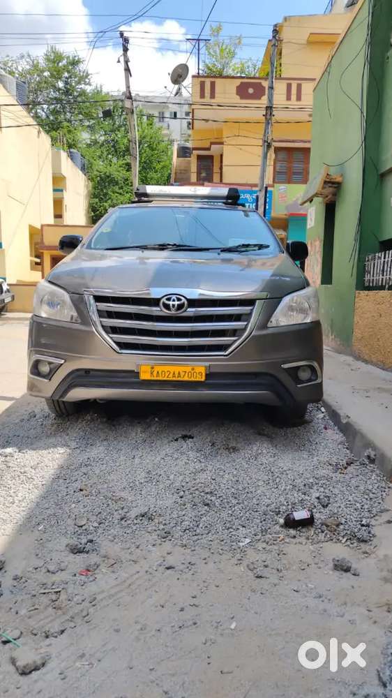Toyota Innova 2010 Diesel Last
