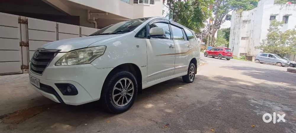 Toyota Innova Diesel Manual 2014 Second Owner