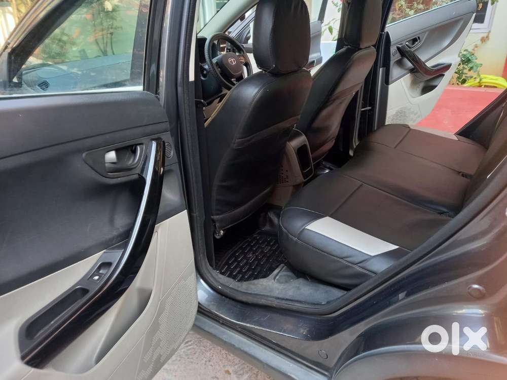 Tata Nexon 1.5 Revotorq Xm (s), 2018, Diesel