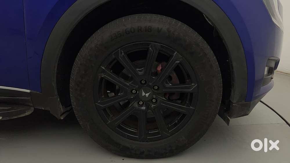 Mahindra Xuv700 2.0 Ax 7 Petrol At Str, 2023, Petrol