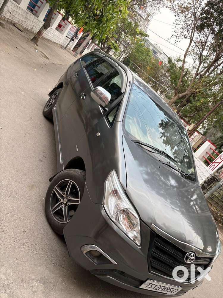 Toyota Innova 2.5 G (diesel) 7 Seater, 2013, Diesel