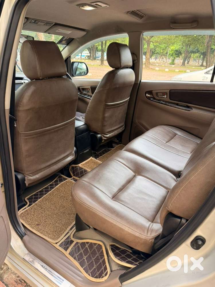 Toyota Innova Diesel 2015