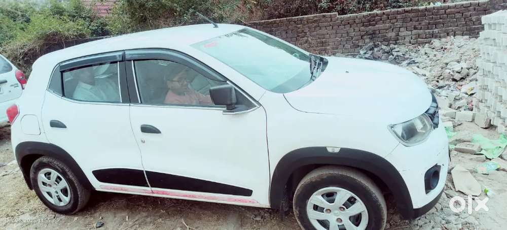 Renault Kwid Rxt 2015 Top Model With Video Player And Jbl Sound System