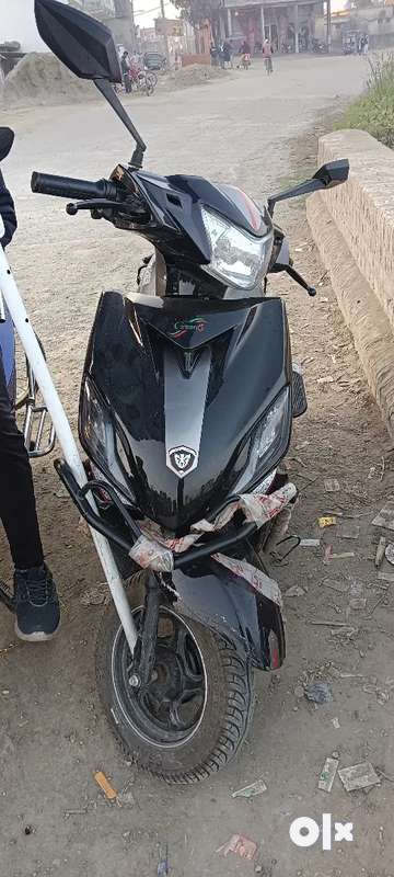 Scooty deals charging wali