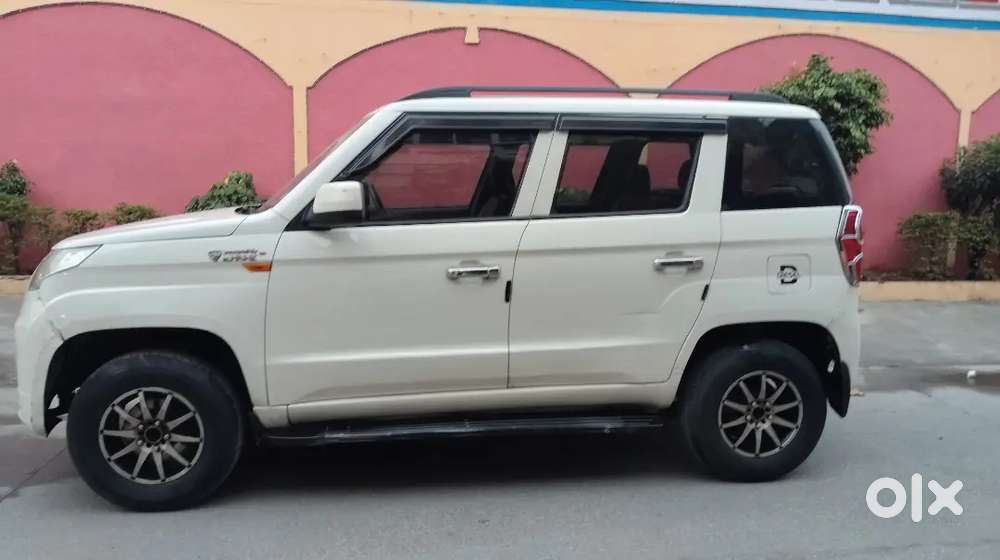 Mahindra Tuv 300 2015 Diesel 167000 Km Driven