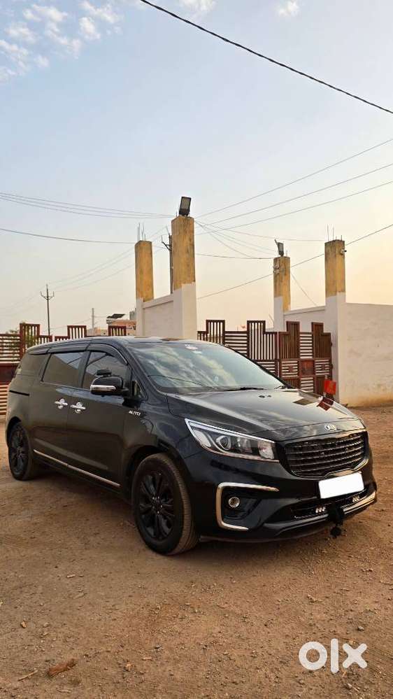 Kia Carnival Premium, 2021, Diesel