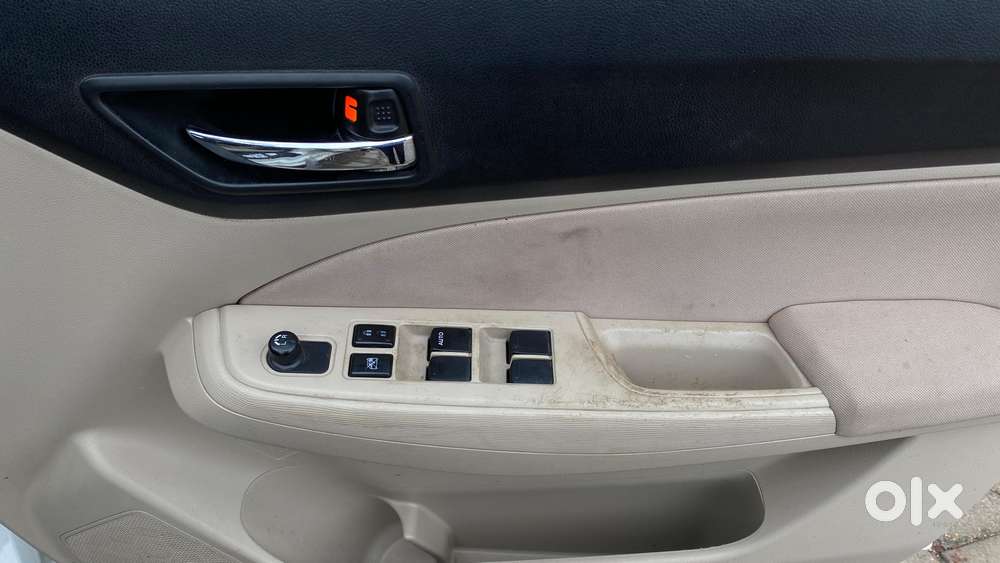 Maruti Suzuki Swift Dzire Amt Vxi, 2018, Petrol