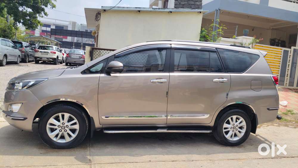 Toyota Innova Crysta 2.8 Gx At, 2018, Diesel
