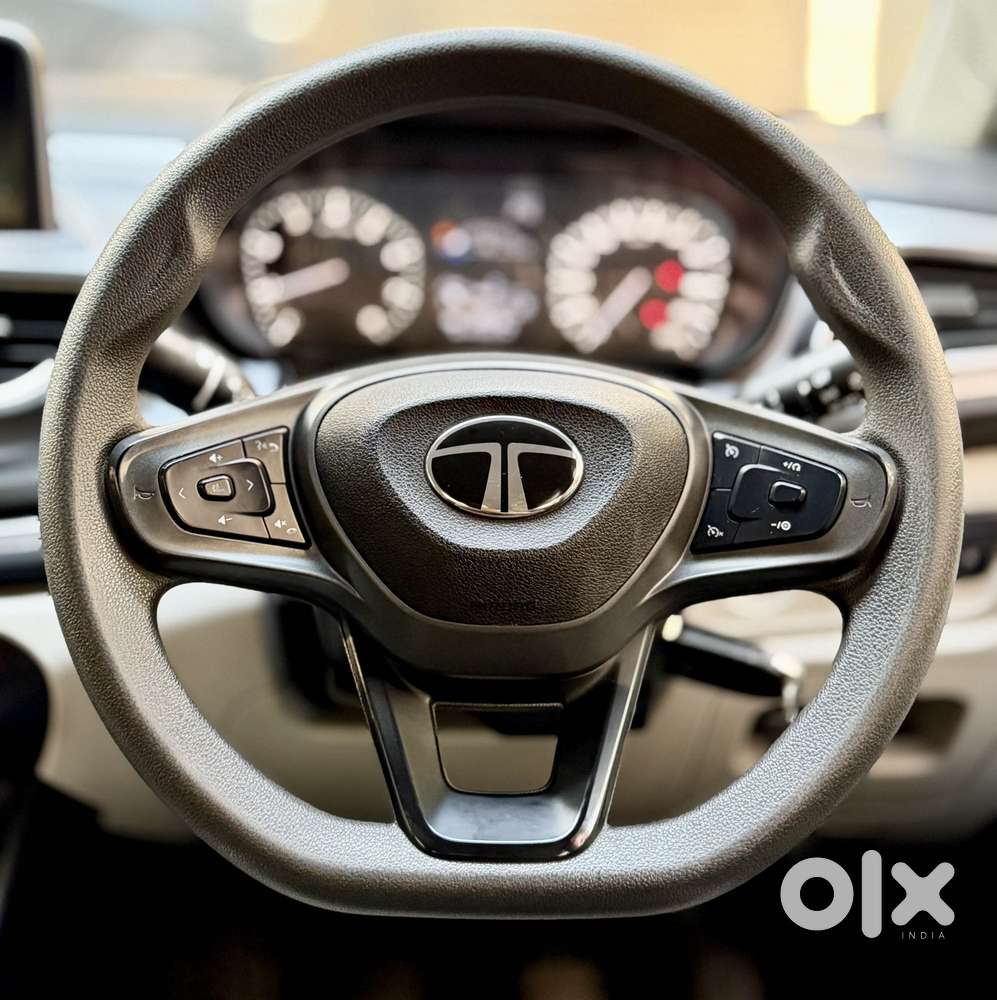 Tata Altroz 1.2 Xm Plus, 2024, Petrol