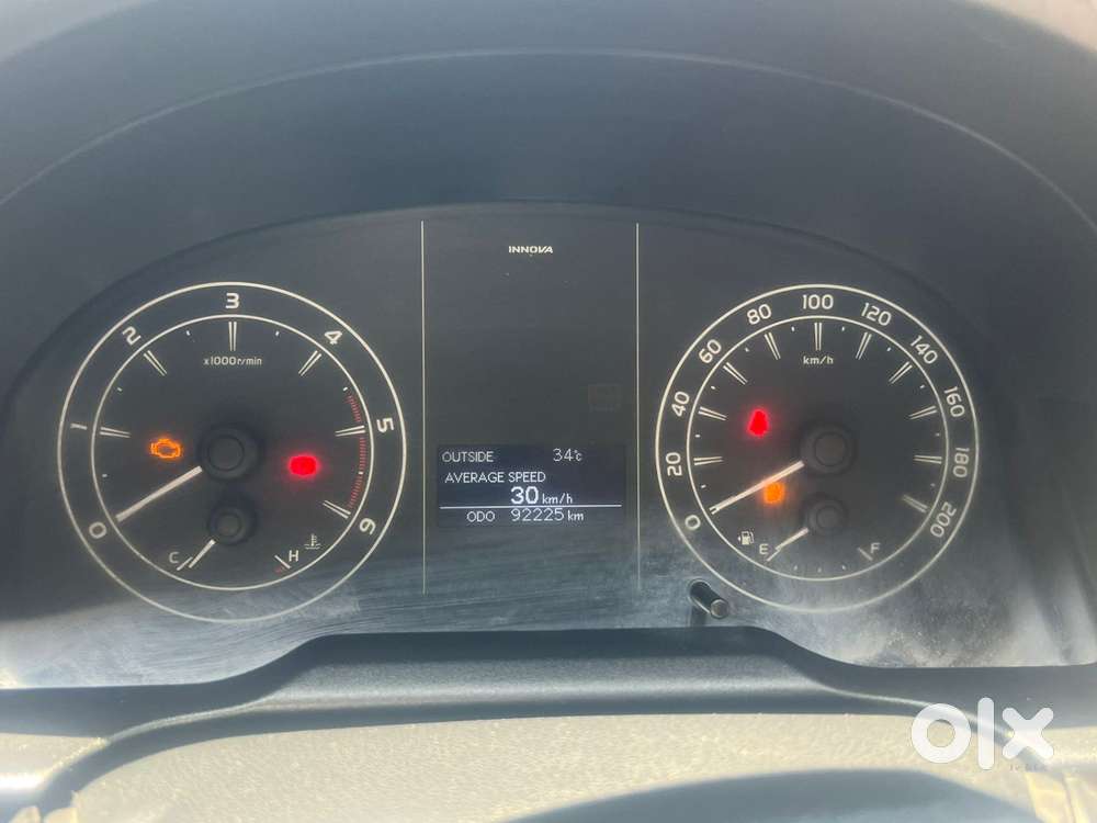 Toyota Innova Crysta 2.4 G Mt, 2022, Diesel