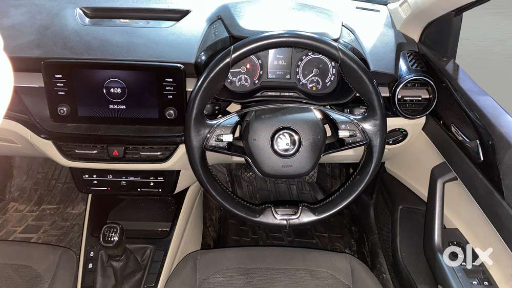 Skoda Slavia 1.0 Ambition Tsi, 2022, Petrol