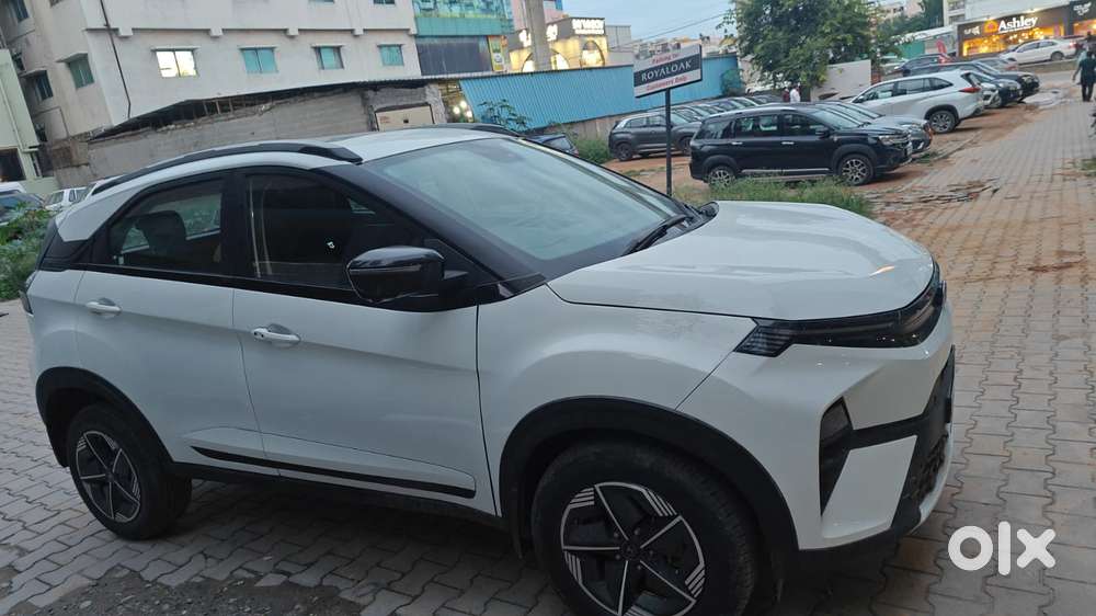 Tata Nexon 1.5 Revotorq Xm (s), 2024, Diesel