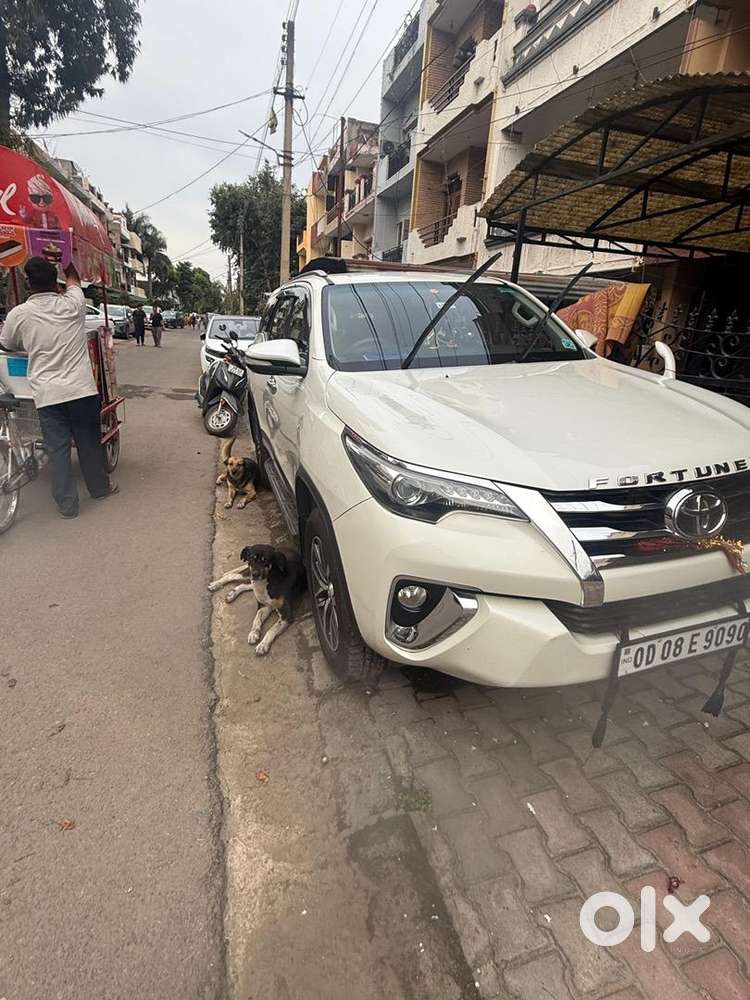 Toyota Fortuner 2016