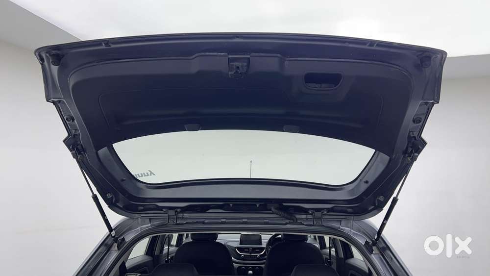 Tata Altroz 1.2 Xm Plus, 2020, Petrol