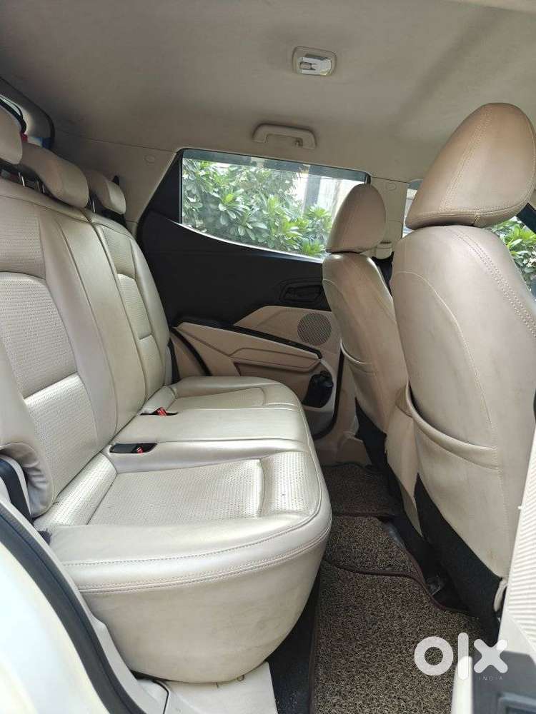 Mahindra Xuv300 W6, 2020, Petrol