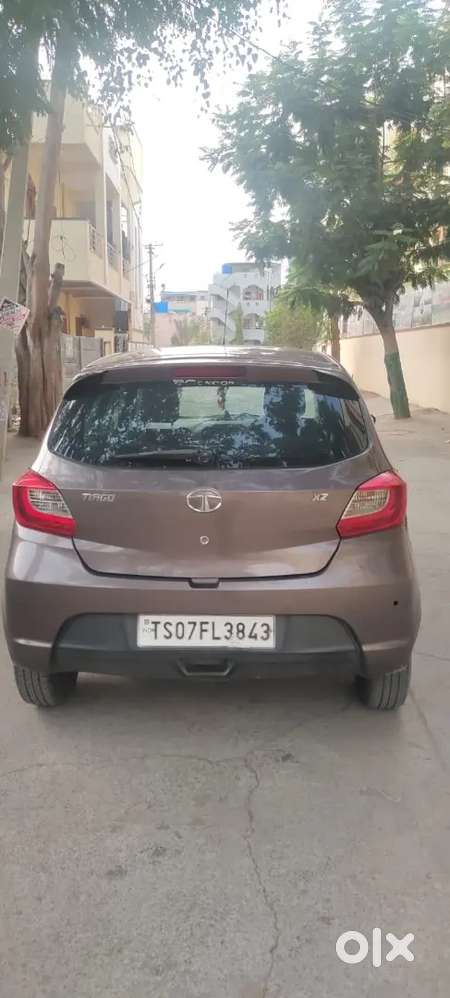 Tata Tiago 1.05 Revotorq 2016 Petrol