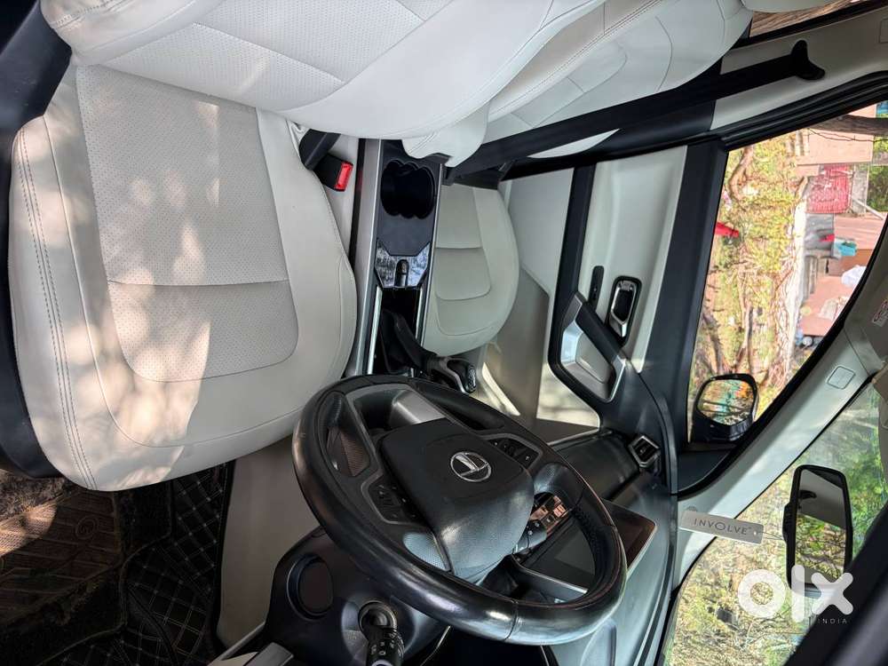 Tata Safari