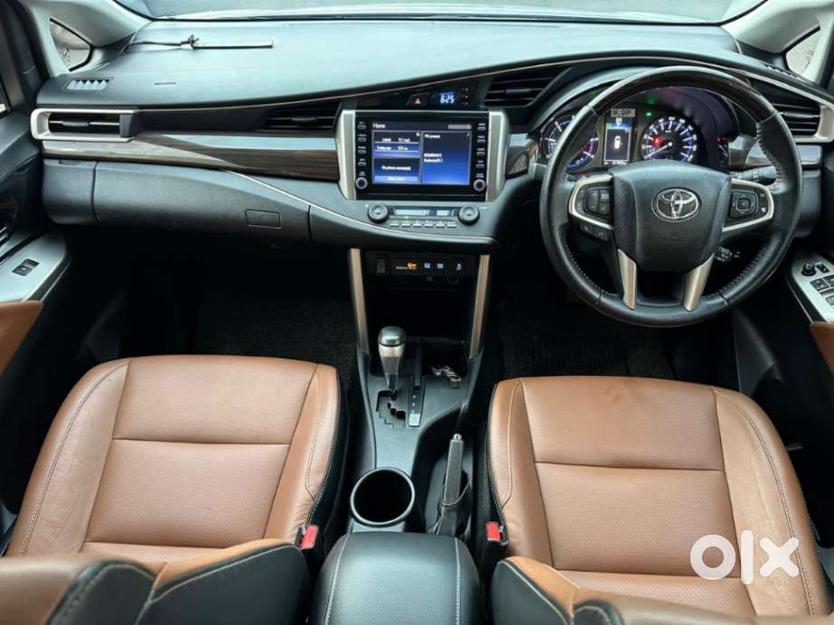 Toyota Innova Crysta Zx 2.4 Diesel 7 Seater, 2022, Diesel