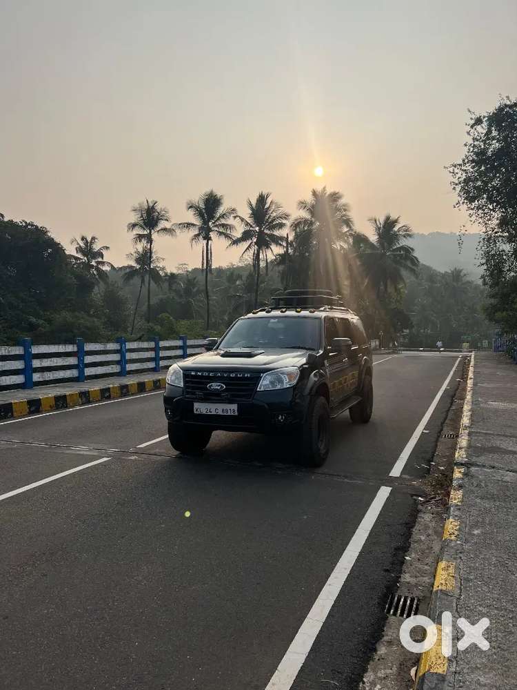 Ford Endeavour 2011 Diesel Well Maintained