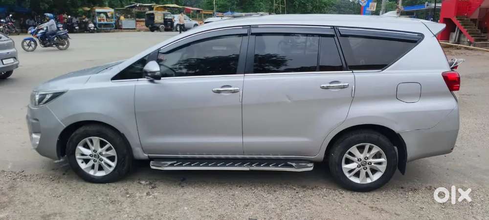Toyota Innova Crysta 2019