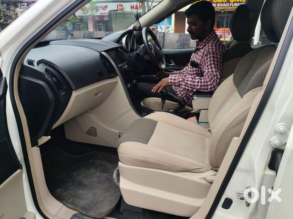 Mahindra Xuv500 W9 At 1.99, 2018, Diesel