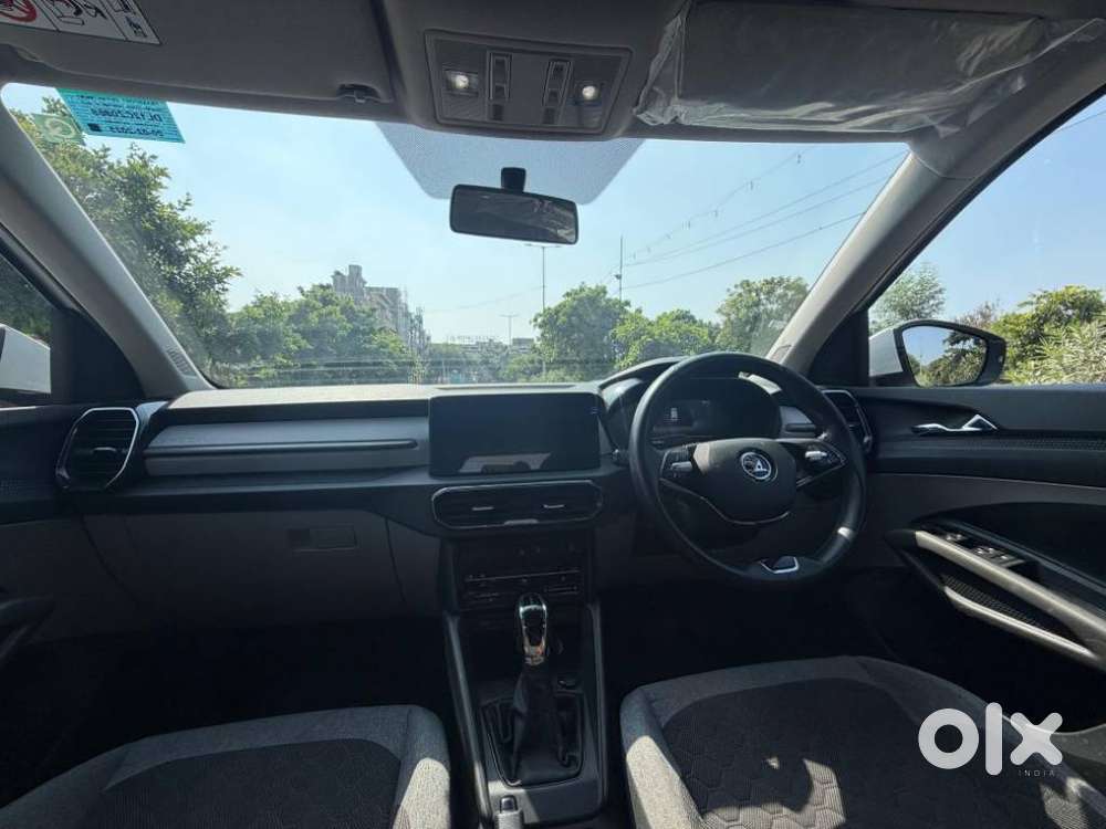 Skoda Kylaq Signature Plus At, 2025, Petrol