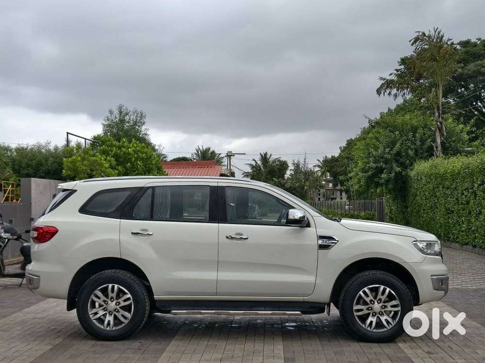 Ford Endeavour 2.2 Titanium 4x2 At, 2019, Diesel