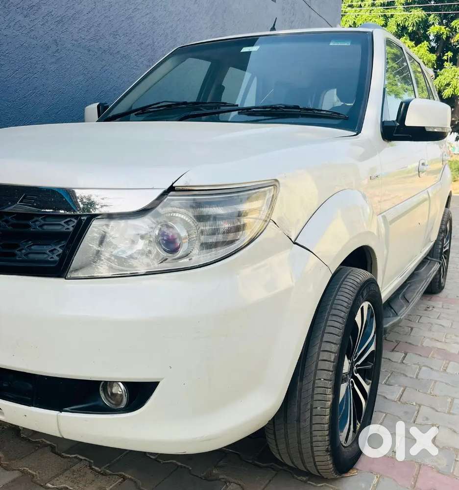 Tata Safari Storme 2017