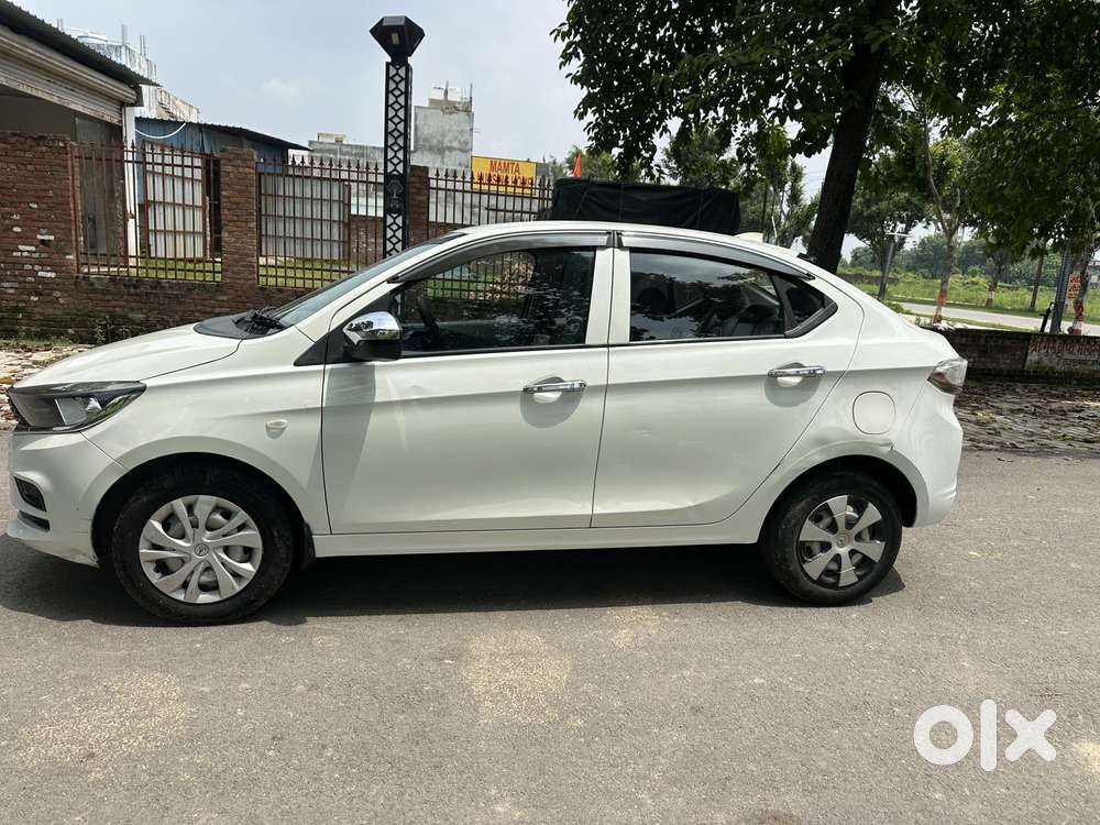 Tata Tigor Xe, 2020, Petrol