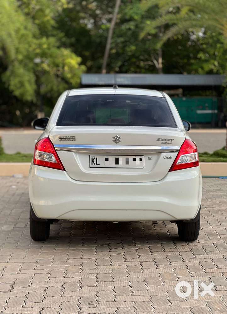 Maruti Suzuki Swift Dzire Vdi Optional, 2015, Diesel