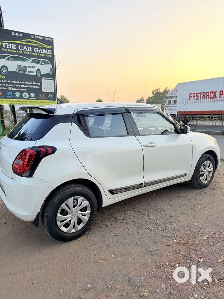 Maruti Suzuki Swift Vvt Vxi, 2021, Petrol