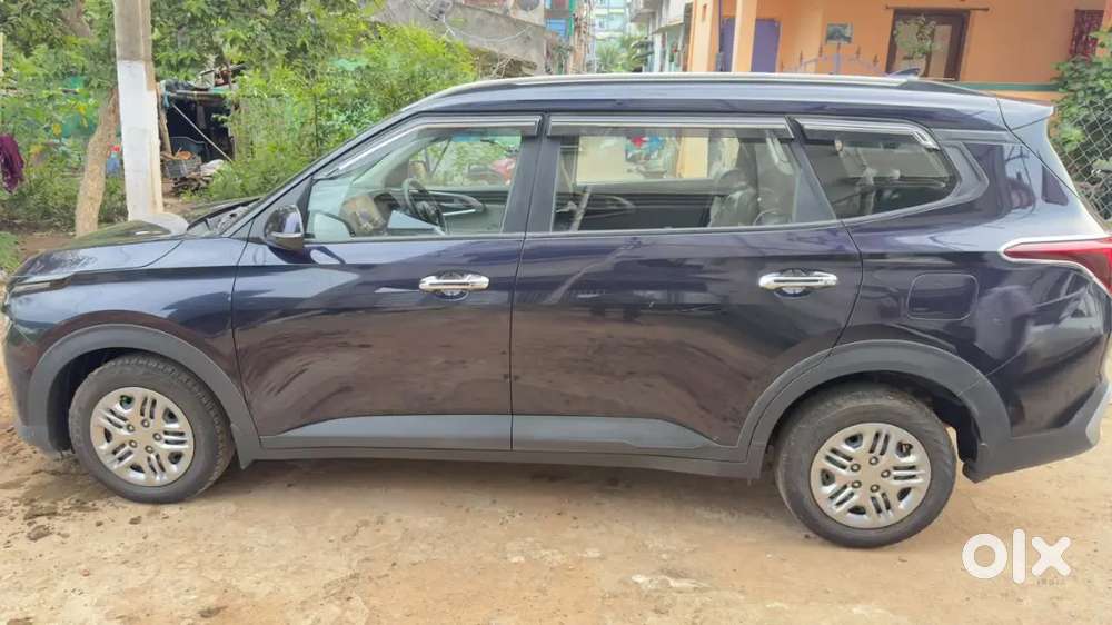 Kia Carens 2024 Petrol 23000 Km Driven