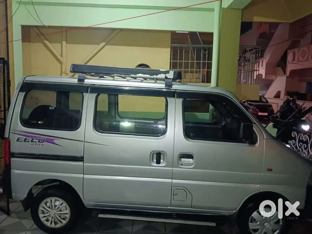 Maruti Suzuki Eeco 5 Str 2010 Petrol