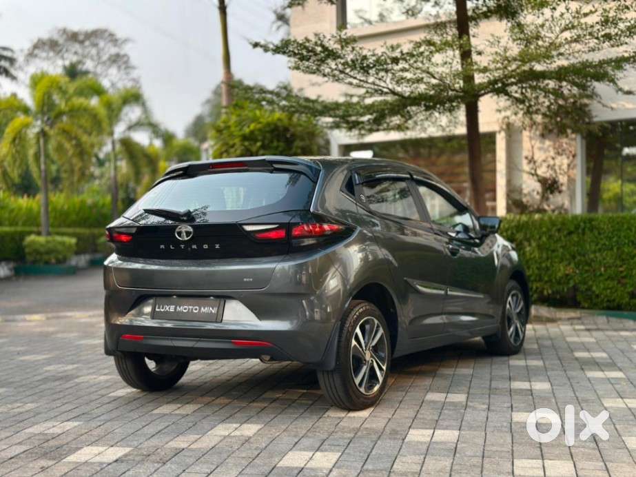 Tata Altroz 1.2 Xza Plus, 2023, Petrol