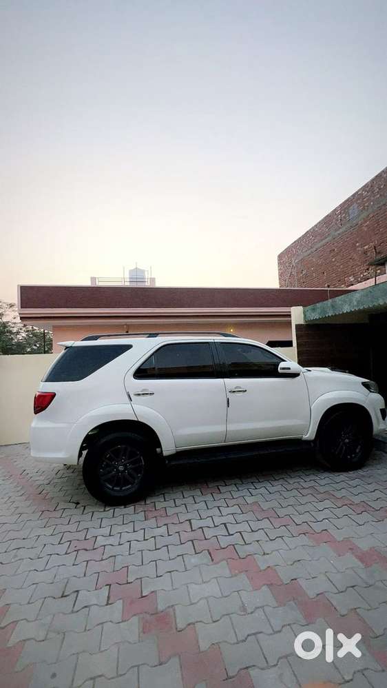 Toyota Fortuner Diesel 2013