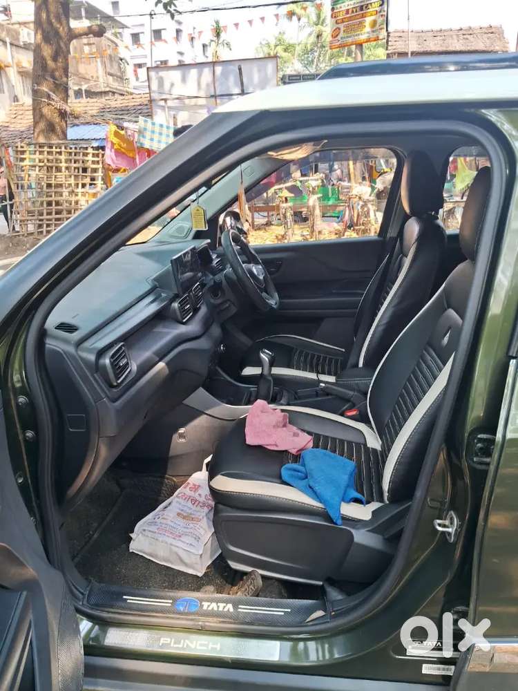 Tata Punch Mt Petrol 2025 Dual Tone Sunroof