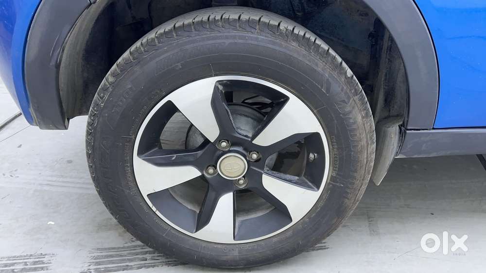Tata Nexon 1.2 Revotron Xz Plus Dual Tone, 2018, Petrol