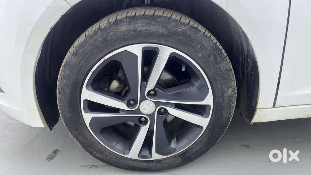 Tata Altroz 1.5 Xz Plus Diesel, 2023, Diesel
