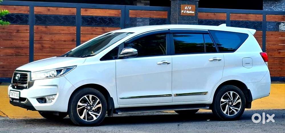 Toyota Innova Crysta 2.4 Gx Limited Edition 8 Str, 2024, Diesel