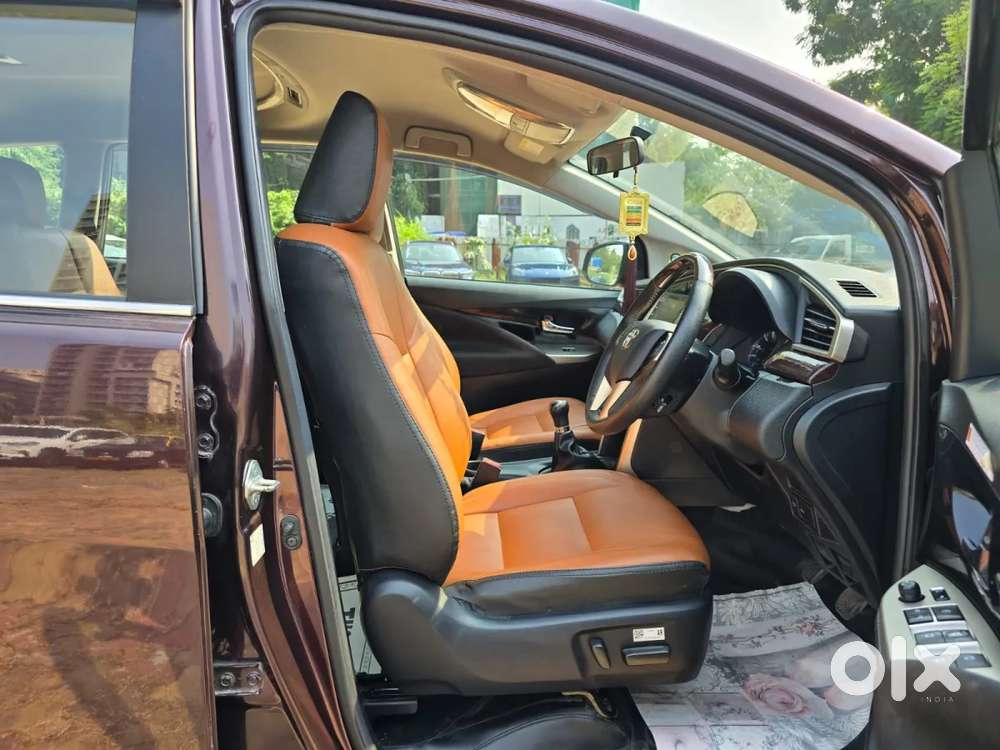 Toyota Innova Crysta [2020-ongoing] 2.4 Zx 7 Str, 2022, Diesel