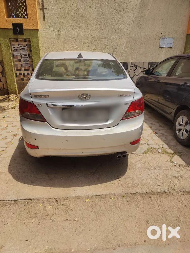Hyundai Verna 2011 Petrol Well Maintained | Dl Number