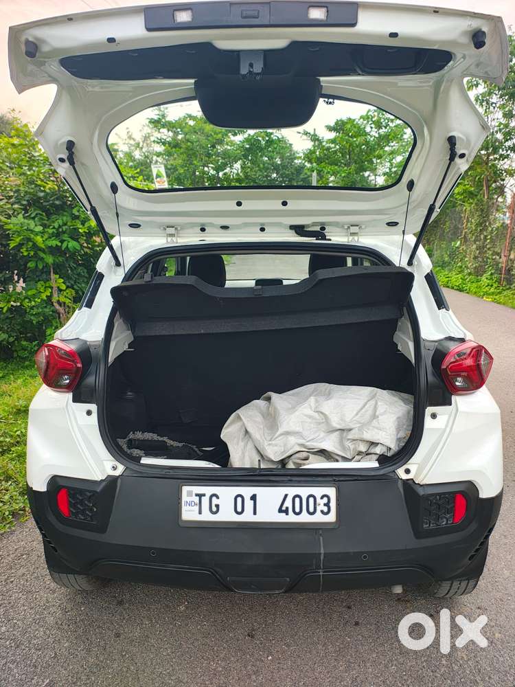 Tata Punch Accomplished Mt Sunroof, 2025, Petrol